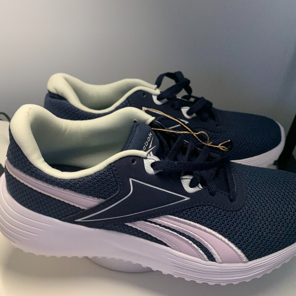 BRAND NEW - Reebok Sublite Escape 2.0 Size 6.5  Women's Running Shoe